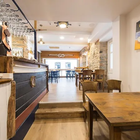 A Falua بيت ضيافة بونتيدويمي