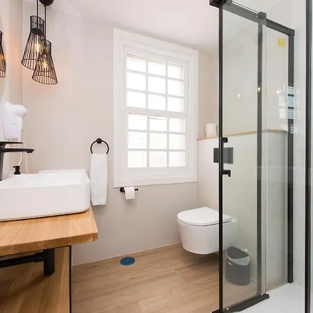 A Falua بونتيدويمي